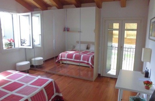 Zero Branco Bed & Breakfast | Charming 3-bedroom B&B with AC, WiFi in quaint Zero Branco