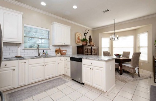 River Mountain House | Charming 3-bedroom house in lovely Little Rock, Arkansas