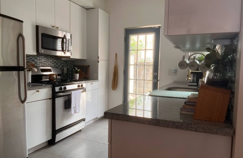 Olde Richmond House | Charming 3-BR Home in the Heart of Philly! Mins from Lincoln Financial Field