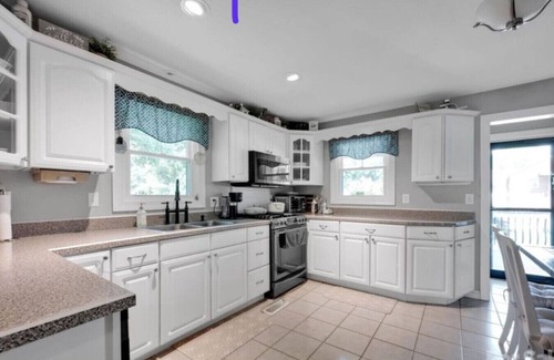 Mooresville House | Charming 3br Property with fenced in downtown Mooresville, NC