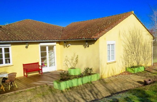 Urval Cottage | Charming 4/7 person gite in the heart of Périgord Noir with swimming pool