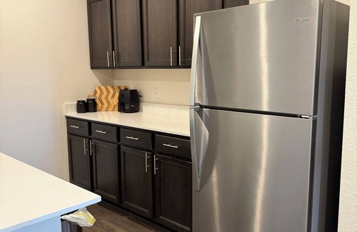 Anna House | Charming 4-bedroom house in Anna with WiFi and AC
