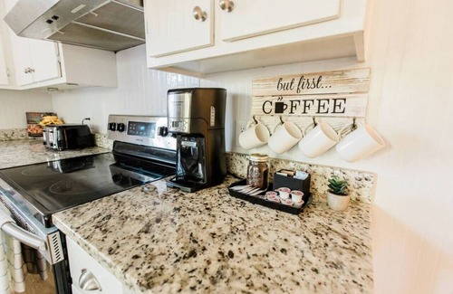 Raleigh House | Charming 4BR ★ Family-Friendly ★ w/Backyard ★