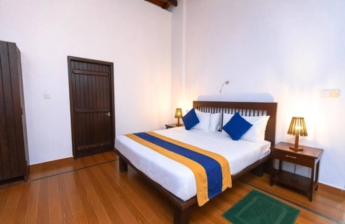Balapitiya Hotel | Charming 5-bedroom hotel with WiFi, AC in Balapitiya