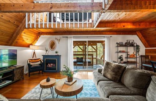 Chalet Village House | Charming A-Frame Cabin w Hot Tub & Mountain Views