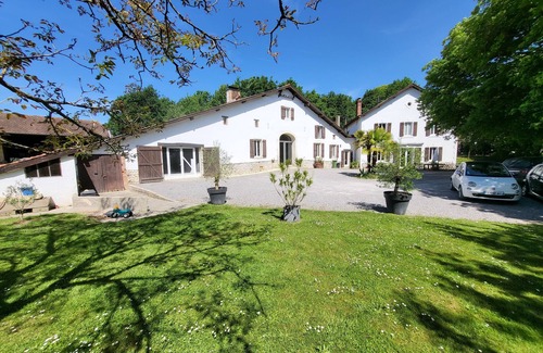 Pouillon House | Charming accommodation with swimming pool in a beautiful Landaise village