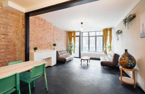 Seefhoek Apartment | Charming and Spacious Antwerp City Center Apartments