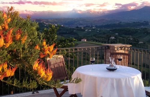 Acquaviva Picena Apartment | Charming apartment in a fantastic hillside location and near the sea