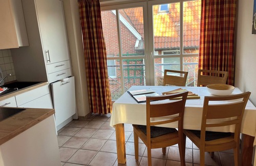 Spiekeroog Apartment | Charming apartment for 4 persons in the house Seeschwalbe up de Dün at TRANPAD 9