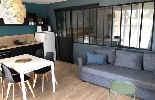 Jonzac Apartment | CHARMING APARTMENT WITH TERRACE IN A QUIET RESIDENCE NEAR JONZAC CENTER