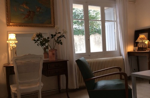 Cadereau Villa | Charming apartment with private pool and secure parking