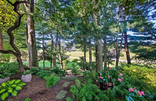 Salunga Apartment | Charming Apartment with Yard and Beautiful Gardens!