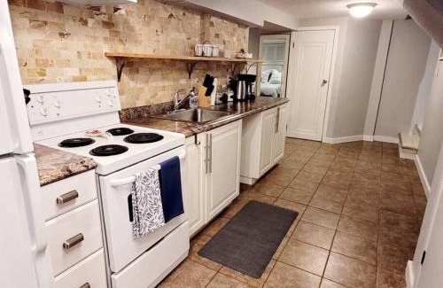 The Beaches Apartment | Charming Basement Studio Bathroom Full Kitchen