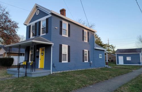 Hamilton House | Charming Blue Haven 2Bed,1 Bath Home Sleeps 8