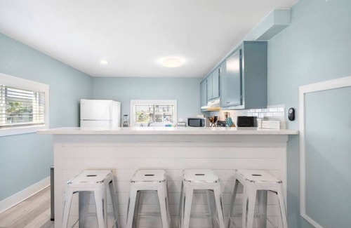 Jamaica Beach House | Charming Bungalow Near Ocean with Spacious Yard