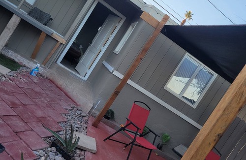 Downtown Las Vegas House | Charming bungalow with AC and WiFi in superb Las Vegas