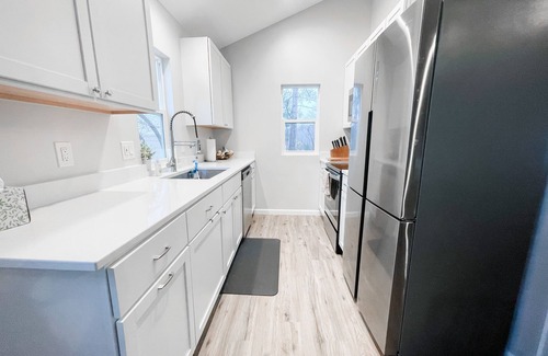 Rush City Cottage | Charming Cabin Overlooking Rush Lake
