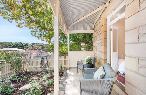 Cammeray Cottage | Charming Cammeray Cottage Close to CBD, Perfect for Family Getaways