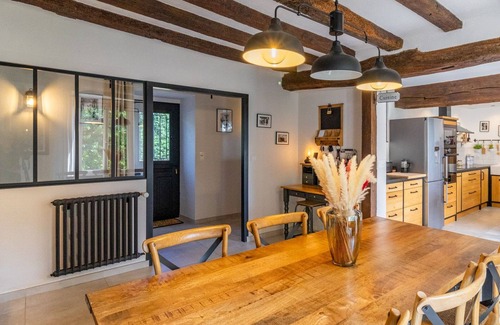 Segre-en-Anjou-Bleu Cottage | Charming Countryside Getaway - Comfort & Luxury
