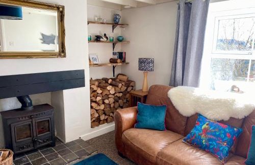 Goodwick House | Charming coastal cottage - pet friendly!