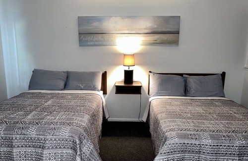 South Toledo Bend Hotel | ❤️Charming & Comfy Lakefront Getaway🎣 Double Beds(