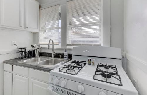 Cooper-Young Historic District Apartment | Charming Cooper-Young Flat in the Heart of Memphis
