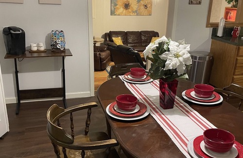 Jasper House | Charming Cottage in the Country