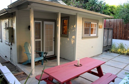 Silver Lake Cottage | Charming Cottage Retreat in Silver Lake w Terrace- 30 Night Minimum