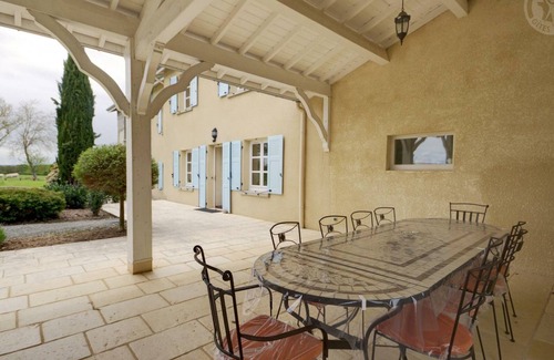 Chalain-le-Comtal Cottage | Charming Countryside House with Large Pool, Terrace & Modern Amenities in Chalain-le-Comtal