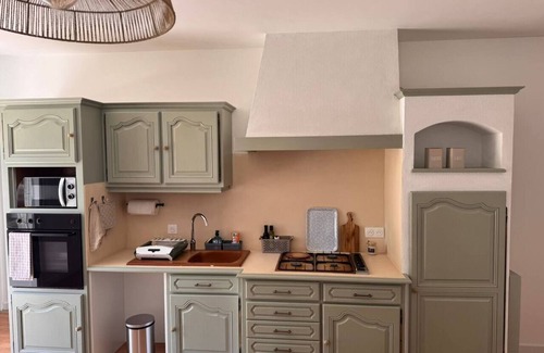 Montravers House | Charming country gite near Puy du Fou