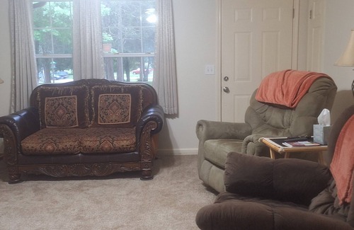 Smyrna House | Charming Country yet close to all 3-bedroom house with AC, WiFi in lovely Smyrna