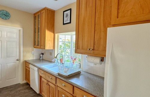 Fort Bragg House | Charming craftsman home on 1.1 acres close to town and beautiful beaches