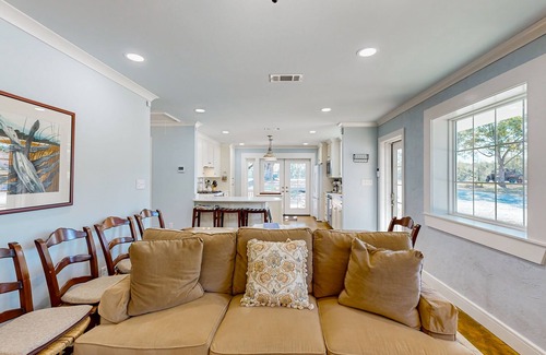Tylertown Cottage | Charming dairy cottage & spacious grounds, fireplace, outdoor charcoal grill