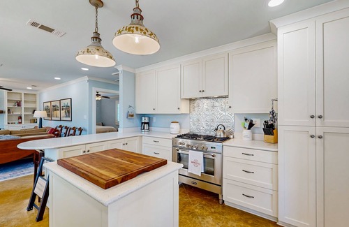 Tylertown Cottage | Charming dairy cottage & spacious grounds, fireplace, outdoor charcoal grill