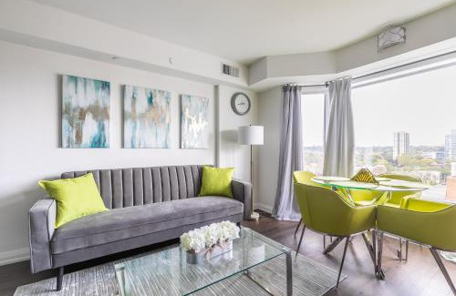 Bloor-Yorkville Apartment | Charming Downtown Condos by GLOBALSTAY