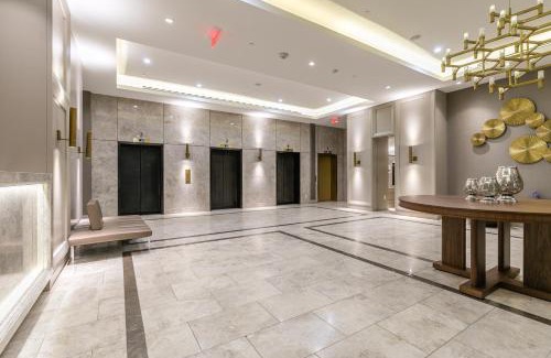 Bloor-Yorkville Apartment | Charming Downtown Condos by GLOBALSTAY