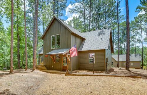 Little Kowaliga House | Charming Eclectic Vacation Rental with Beach Access!