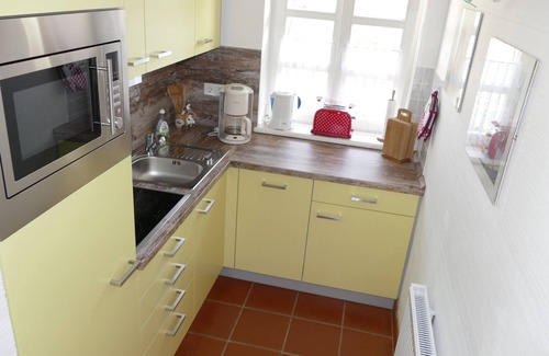 Bakenberg House | Charming, family-friendly vacation home close to the beach with a beautiful sun terrace