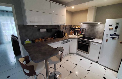 Paroisse Saints-Pierre-et-Paul-Apotres House | Charming family home with exterior - 7 pers