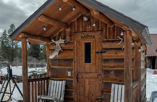 Ovando Apartment | Charming farm stay in a tiny home on Monture Creek