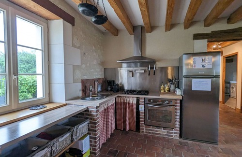 Lye Cottage | Charming farmhouse: Loire Castles, Zoo de Beauval, vineyards, family-friendly amenities