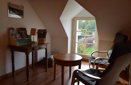 Lye Cottage | Charming farmhouse: Loire Castles, Zoo de Beauval, vineyards, family-friendly amenities
