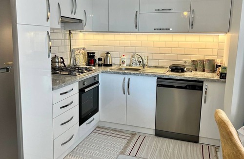Seferihisar Apartment | Charming Flat 15 min to Akkum Beach in Izmir