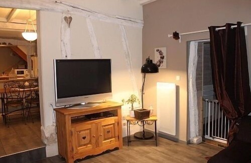 Saint-Eloi-de-Fourques Cottage | Charming Cottage 6 people with indoor Spa and outdoor pool