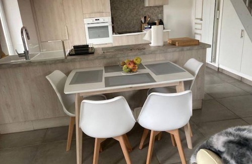Saint-Aubin-le-Depeint Cottage | Charming Cottage with Modern Amenities, Large Garden, and Terrace in Scenic Touraine