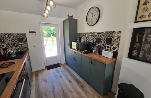 Vannes-sur-Cosson Cottage | Charming Gîte in Sologne: Forest, Lake, Hiking, Near Orléans & Castles