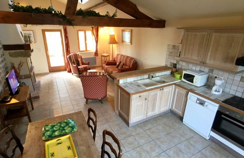 Peyrat-la-Noniere Cottage | Charming gite, 4 stars, Peyrat La Nonière on a land with castle and lake