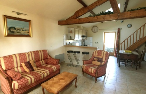 Peyrat-la-Noniere Cottage | Charming gite, 4 stars, Peyrat La Nonière on a land with castle and lake