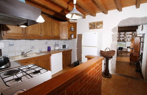 Drome House | Charming gîte with swimming pool in a house full of character