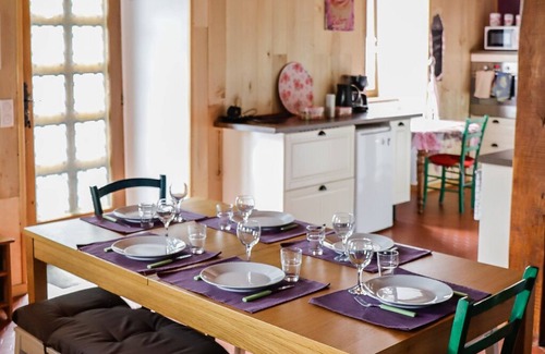 Sengouagnet House | Charming gite with all comforts near the Mourtis resort, WIFI, Fireplace